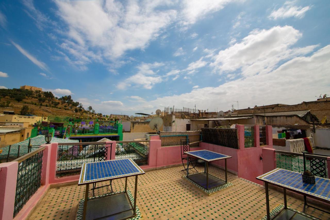 Hayat Riad *